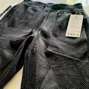 Lululemon joggers